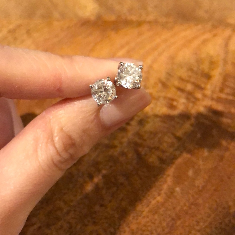 CZ stud earrings in 14k white gold